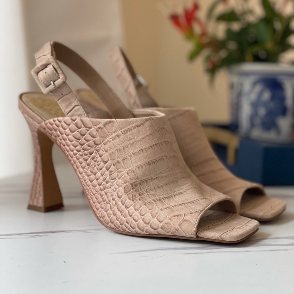 VINCE CAMUTO HEELS - Python Printed Leather Heels in Nude